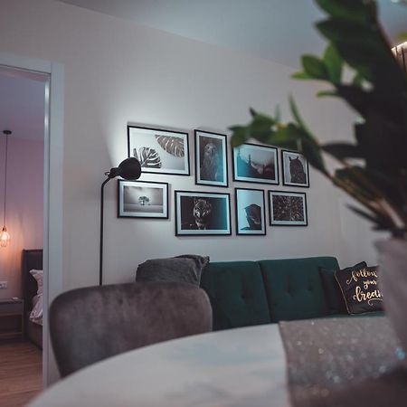 Tam Skanderbeg Square City Center Apartment No2 ติรานา ภายนอก รูปภาพ